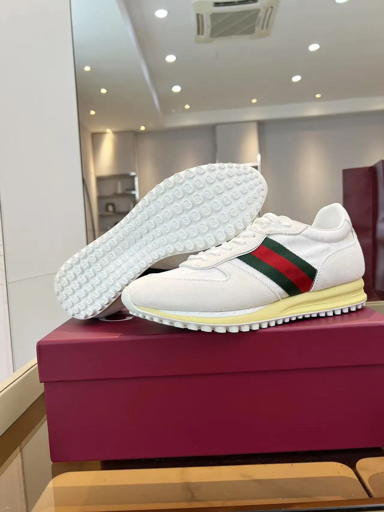 660💰GUCCI Men's New Forrest Gump Sports Shoes Light, comfortable and versatile, full of details, showing retro sports feelings Men's size 39-45